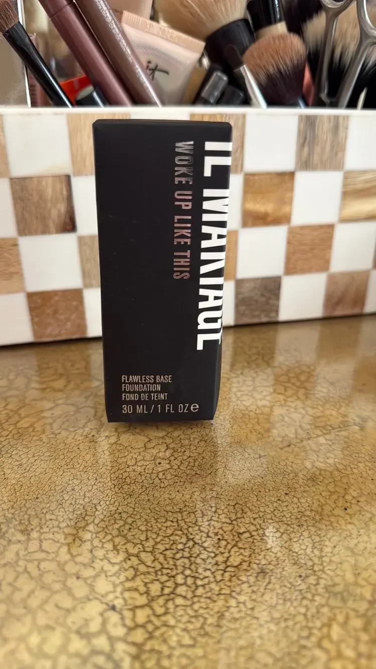 IL MAKIAGE FLAWLESS BASE FOUNDATION MAKEUP #35